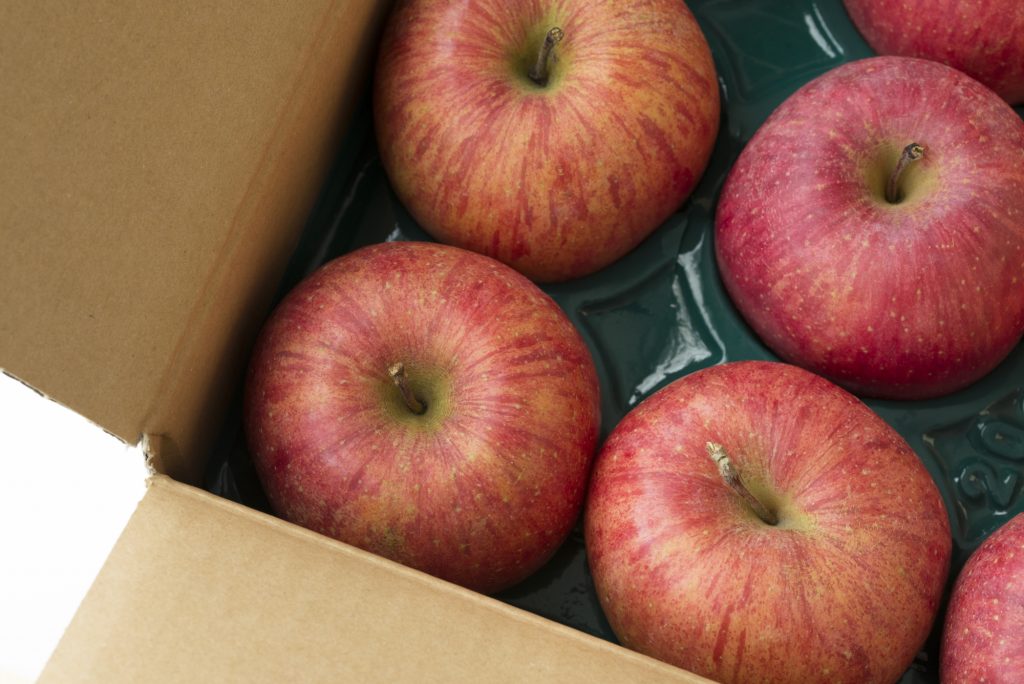 大人気のりんご「サンふじ」品種の特徴や違いとは？通販での購入についても解説