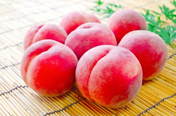 今年の夏は桃で美味しく健康的にダイエットを