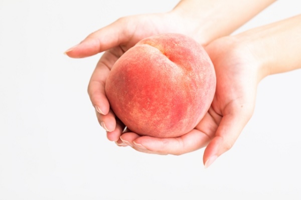 桃の栄養は？毎日食べても大丈夫？桃に含まれる栄養素や嬉しい効能について解説します