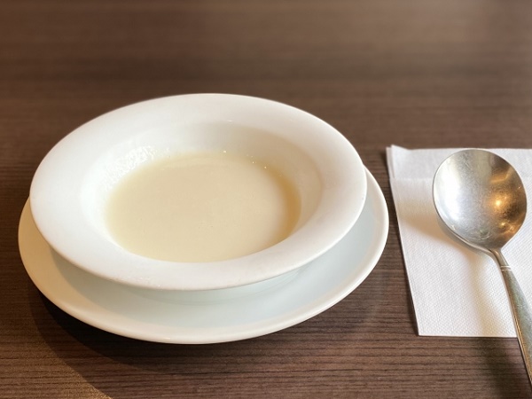 桃の冷製スープ