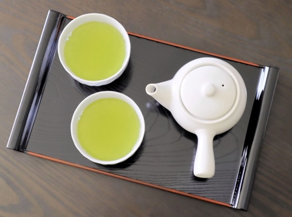べにふうき茶にカフェインは入っている?妊婦さんでも飲めるって本当?副作用についても解説