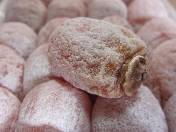 上品な甘みを持つ干し柿は通販で購入可能！