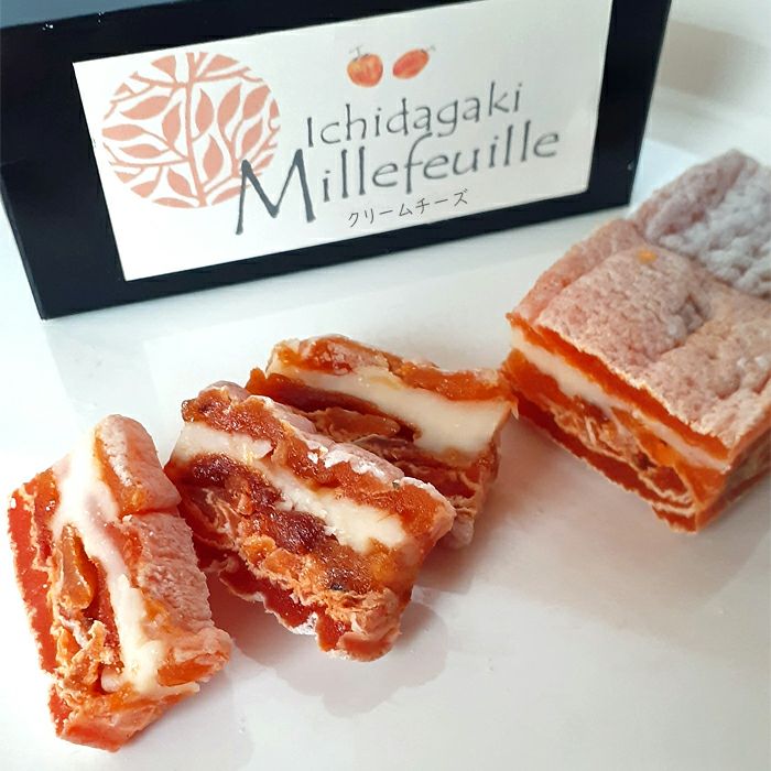 干し柿を使った大人のお菓子「市田柿ミルフィーユ」も人気