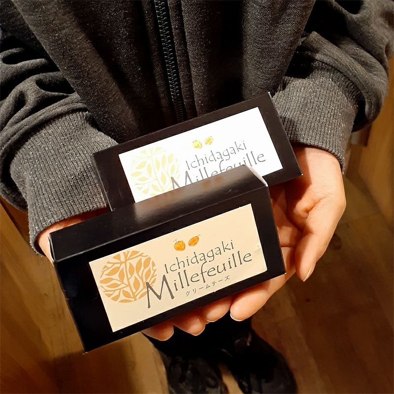 洋酒好きさんにおすすめのおつまみスイーツ「市田柿ミルフィーユ」もおすすめ