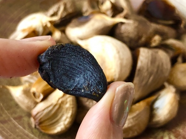 黒にんにくとは？