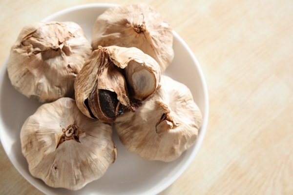 黒にんにくの食べ方色々！そのままやおすすめのアレンジレシピも紹介