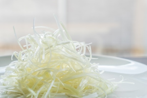 トッピングの定番にプラス！ガーリック白髪ねぎ