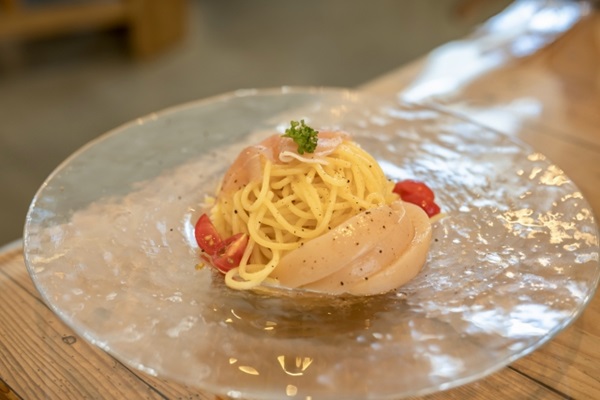桃パスタの魅力と思わず作りたくなる絶品レシピを特集！
