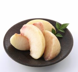 つるんと剥ける！桃の簡単湯むき方法を紹介 - COCORO FARM VILLAGECOCORO FARM VILLAGE