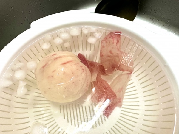 つるんと剥ける！桃の湯むき方法